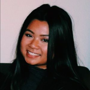 Meet your Posher, Kelli